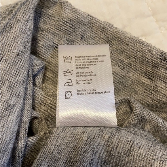 Chaser Gray Vintage Soft Linen Top Small - Picture 10 of 12